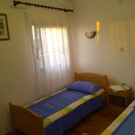 Maslina Apartment Vir Exterior foto