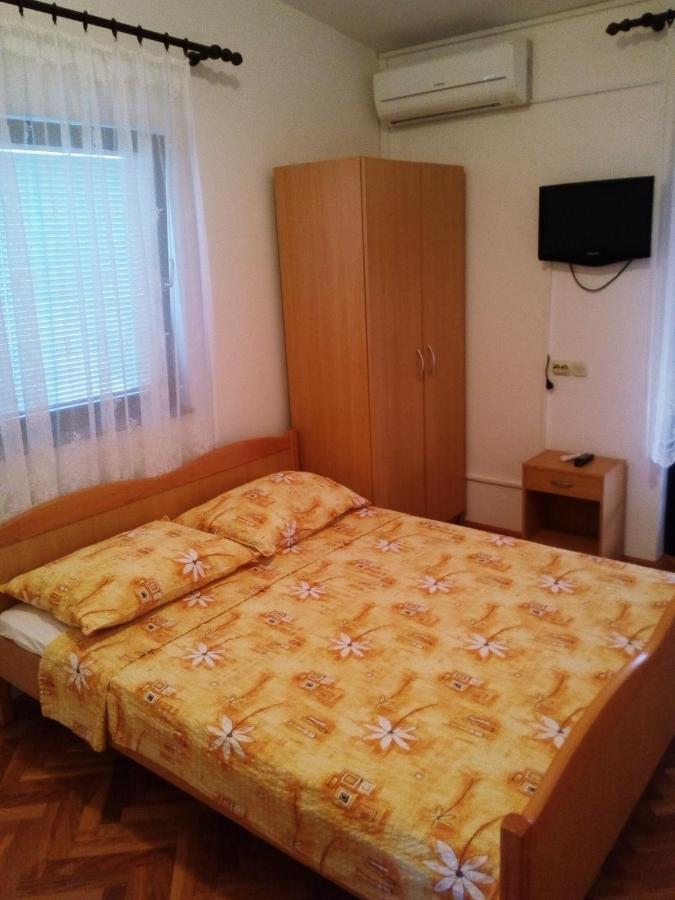 Maslina Apartment Vir Exterior foto