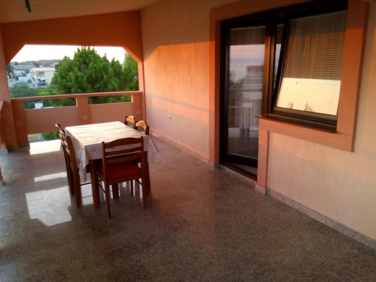 Maslina Apartment Vir Exterior foto