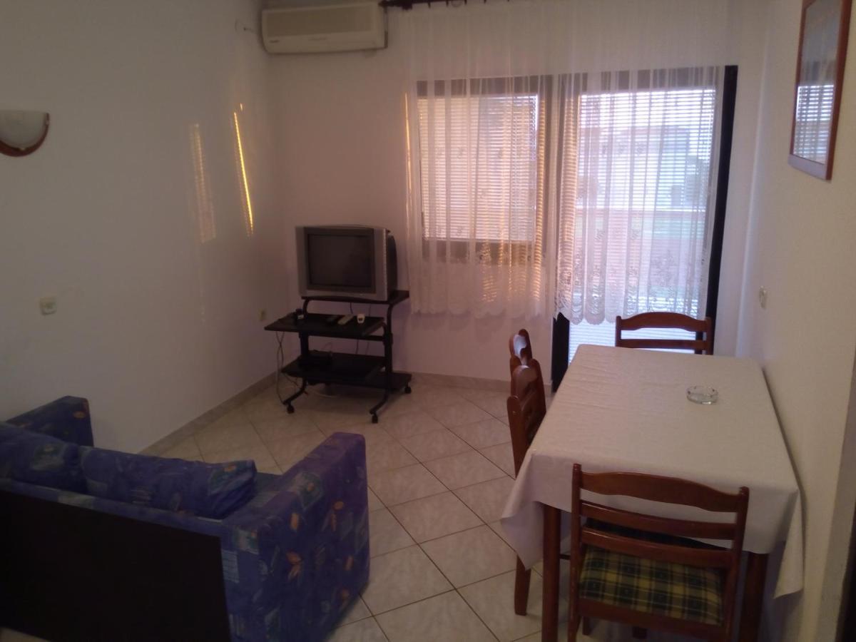 Maslina Apartment Vir Exterior foto