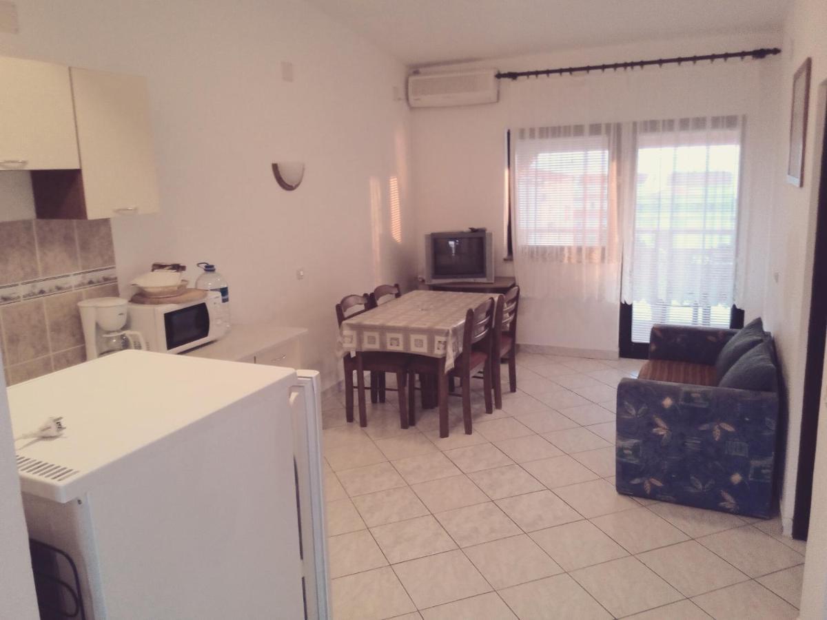 Maslina Apartment Vir Exterior foto